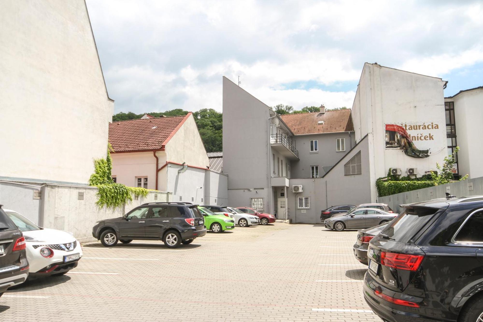 Apartman Vita Lite Trenčín Exteriér fotografie
